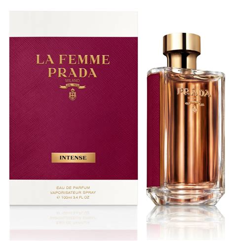 la femme prada resenha|prada femme intense.